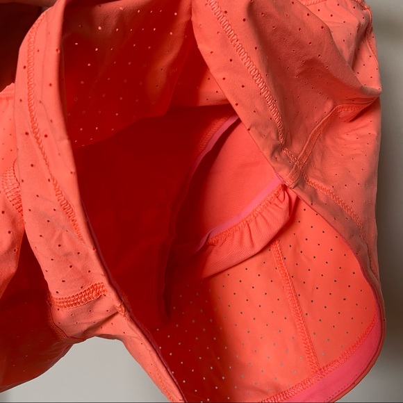 Lululemon Run Shorts in Coral - Picture 4 of 4